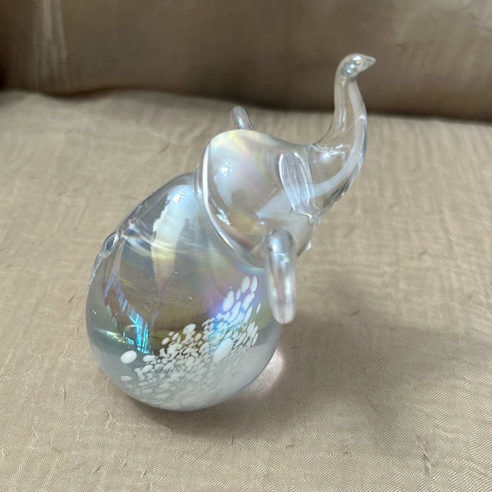 Vintage Price Products Art Glass Elephant